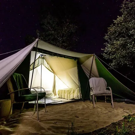 Spacious Tent Agro-turismo Quinta Da Fonte Campismo de Luxo *