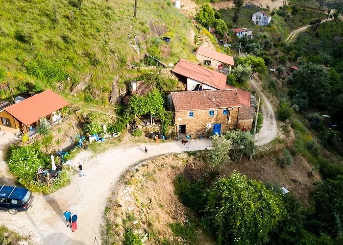 Giant Canvas Tent Agro-turismo Quinta Da Fonte * フィゲイロー・ドス・ヴィーニョス